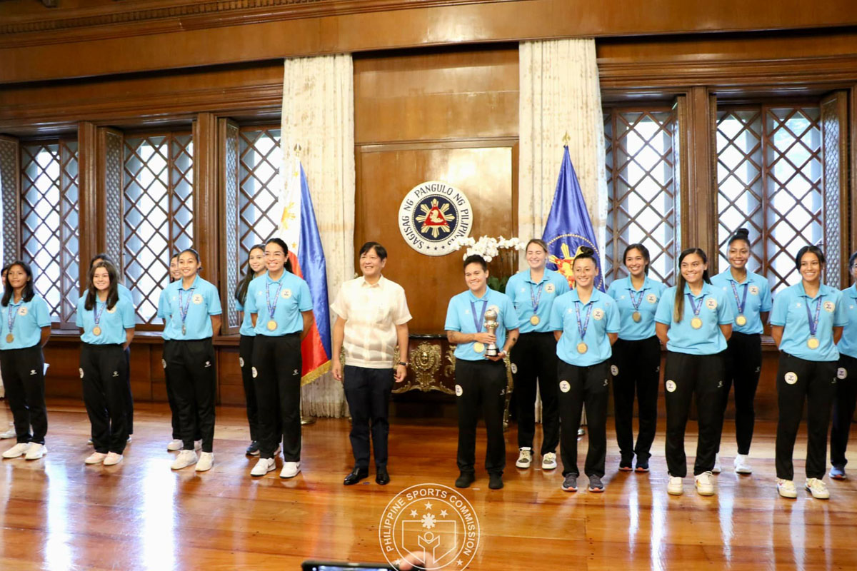 PBBM pledges improved PH athlete support during ’Filipinas’ courtesy call. Photo courtesy of Philippine Sports Commission Official Facebook. | SAGISAG PH 